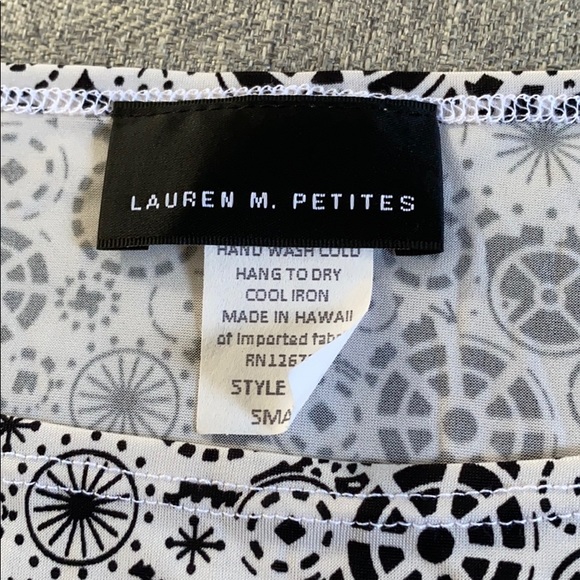 Women’s Top - Picture 4 of 5